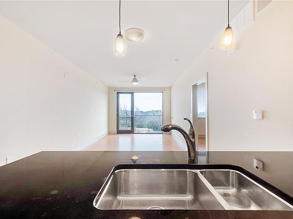 5th image of 3016 Guadalupe St APT 307
