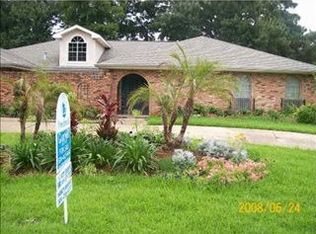 1609 Transcontinental Dr, Metairie, LA 70001