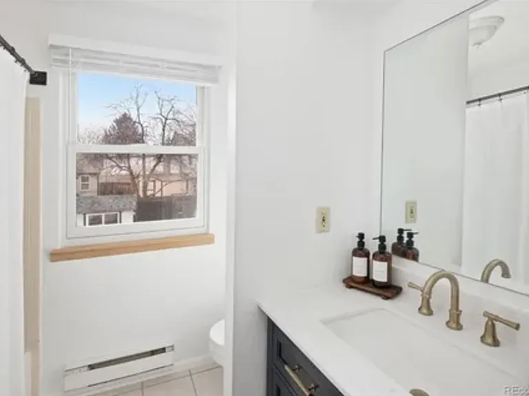 7229 S Iris Ct — Photo 8