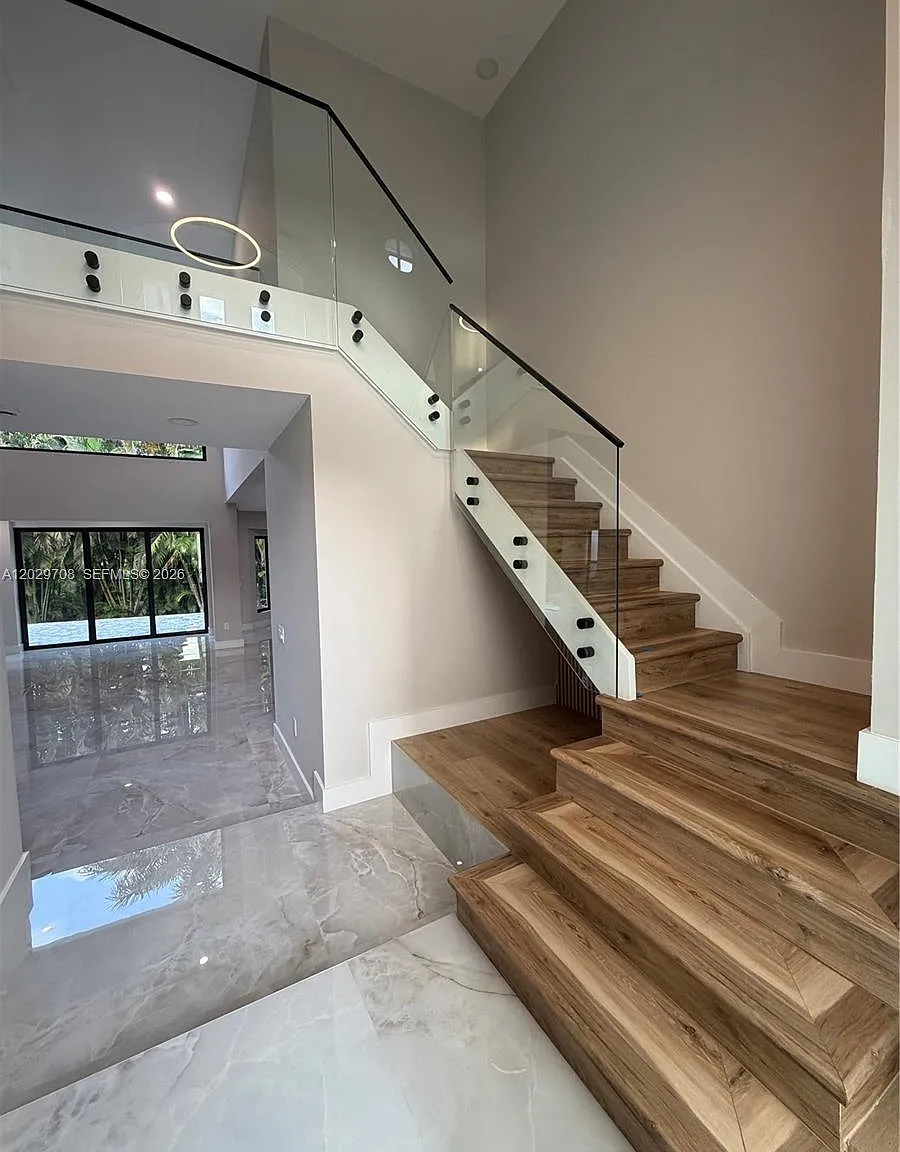 Doral Estates Villas — Photo 4