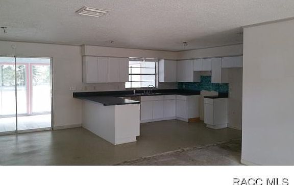 5th image of 9632 W Plantation Ln