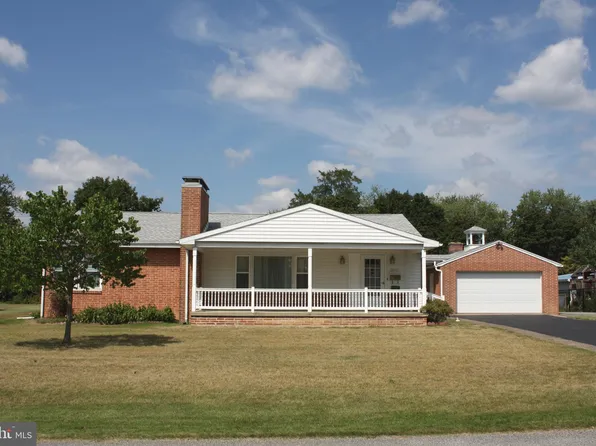 5934 Larue St, Harrisburg, PA 17112
