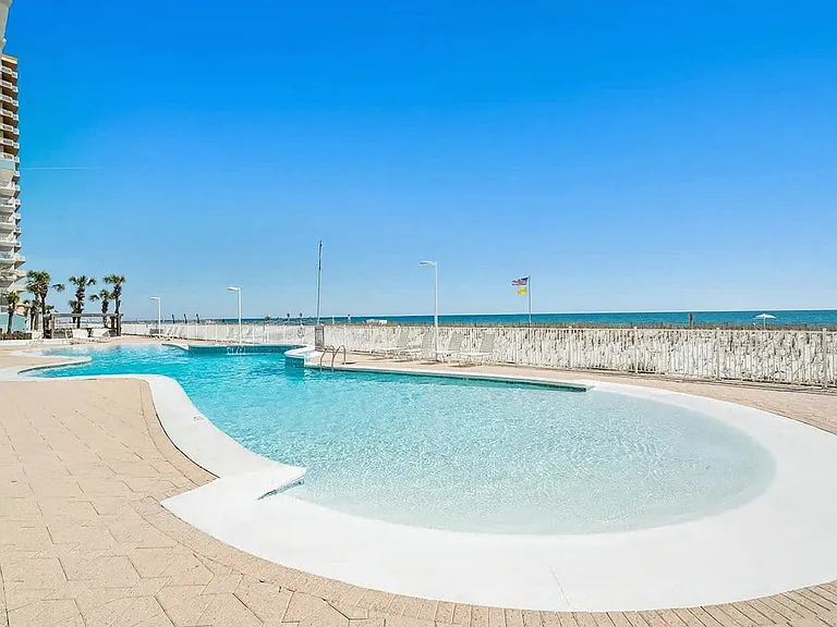 957 W Beach Blvd #ID1541213P — Photo 8