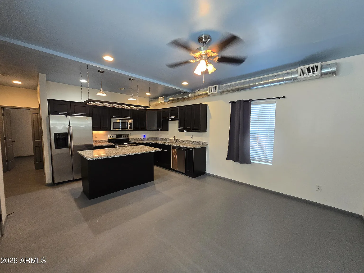 1 bed, 1.0 bath, 600 sqft, $1,145 — Photo 2