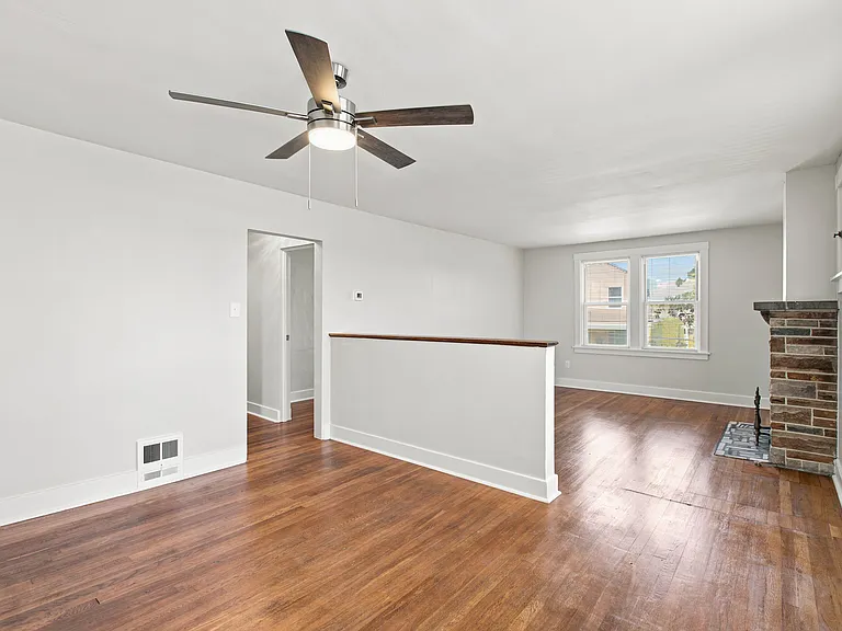 1131 Wisconsin Ave — Photo 8