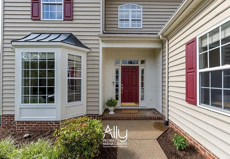 362 Grayrock Dr — Photo 5