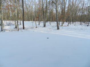 45022 Mountain Rd, Reeders, PA 18352