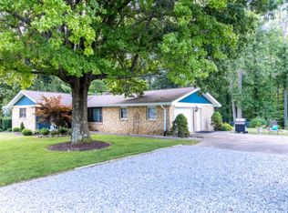 2252 E Little Bear Rd, Connersville, IN 47331