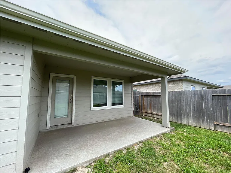 8107 Sugar Cane Ln — Photo 15