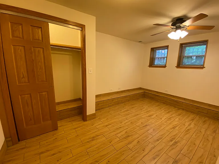 1535 West Addison — Photo 75