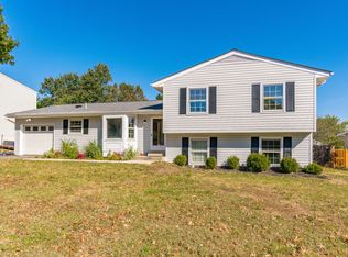1337 Shallow Ford Rd, Herndon, VA 20170