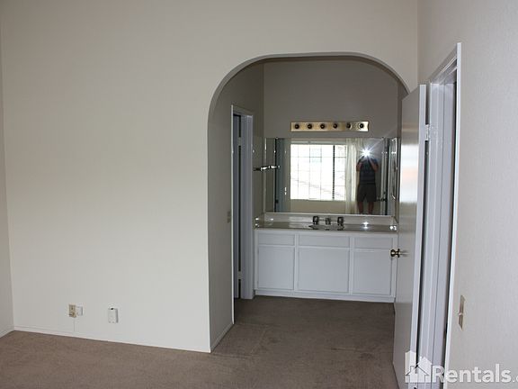 5th image of 7624 Palmilla Dr Unit 84