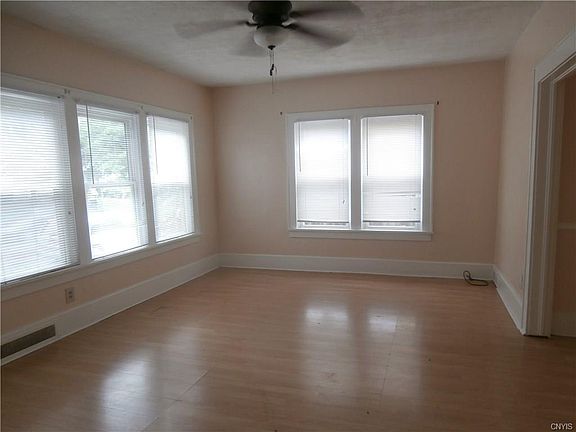 2nd image of 281-83 N Midler Ave