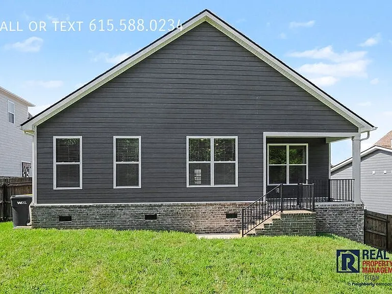 1029 Ewell Farm Cir — Photo 25