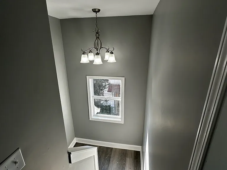 1066 E 17th Ave — Photo 5