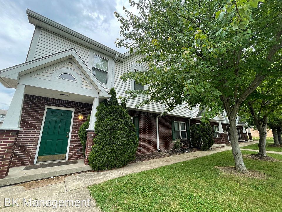 2nd image of 305 W Fowler Ave Unit 2