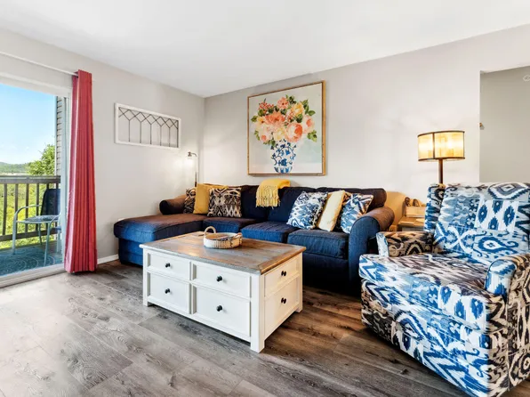 2954 Vineyards Parkway #22-4 BLDG 22, Branson, MO 65616