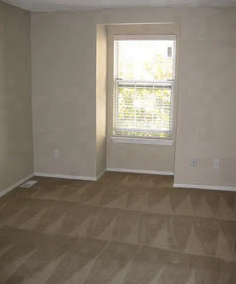2911 W Long Cir — Photo 8