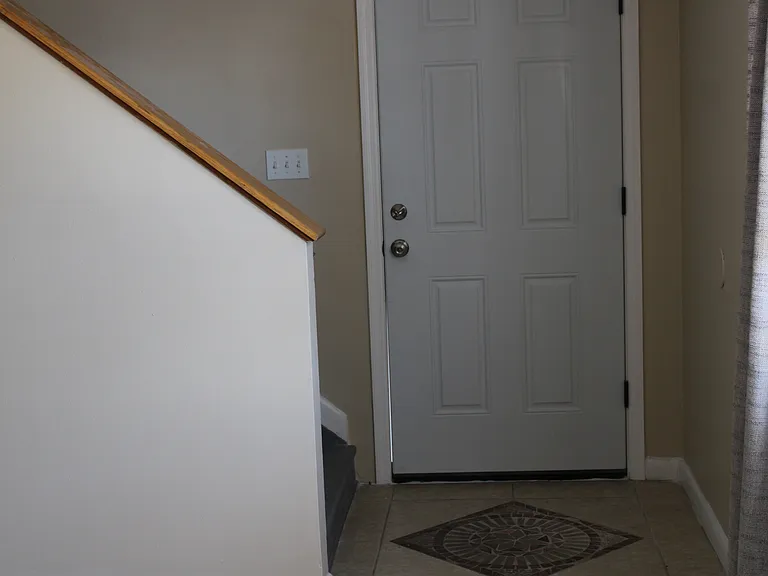 9119 Tudor Dr #201 — Photo 6