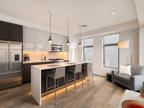 375 Canal St #614A, Somerville, MA 02145