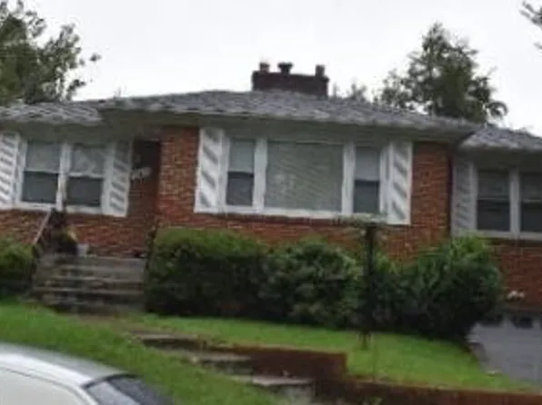 2413 Gaither St, Temple Hills, MD 20748