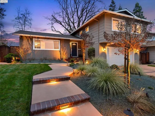 7687 Highland Oaks Dr, Pleasanton, CA 94588