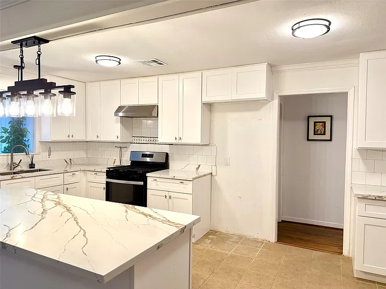 4128 Bissonnet St — Photo 14