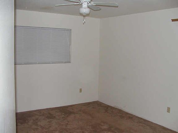 3rd image of 613 Arizona St