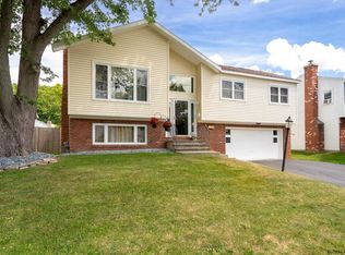 120 Lindbergh Ave, Rensselaer, NY 12144