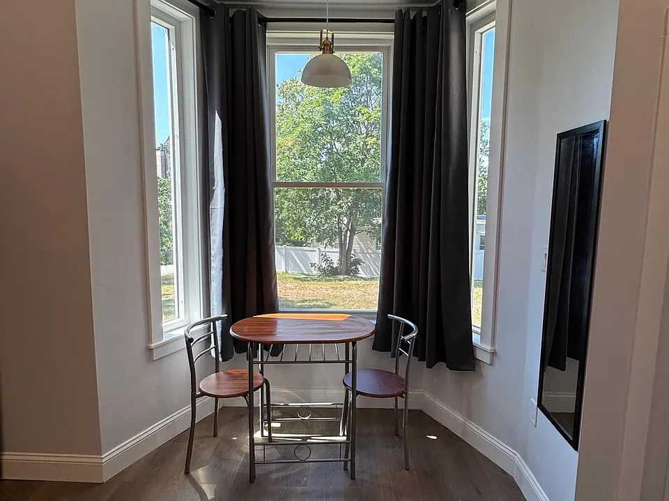 540 Centre St