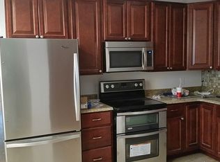 3903 Falls Rd, Baltimore, MD 21211