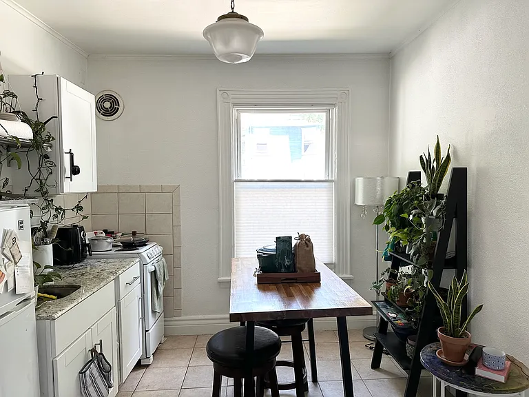 613 Breckenridge St #1 — Photo 6
