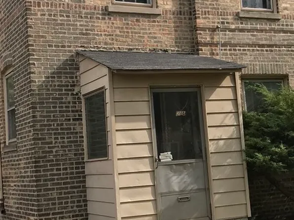 9813 S Yates Blvd, Chicago, IL 60617