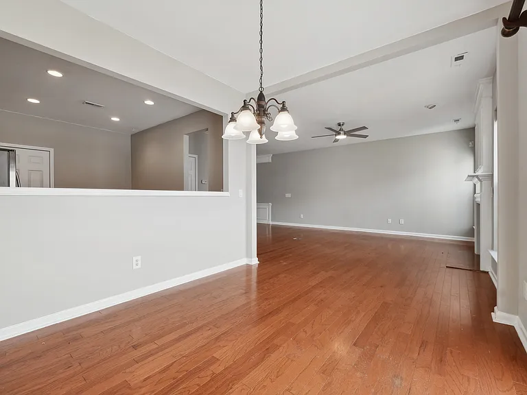 8223 Pilots View Dr — Photo 9