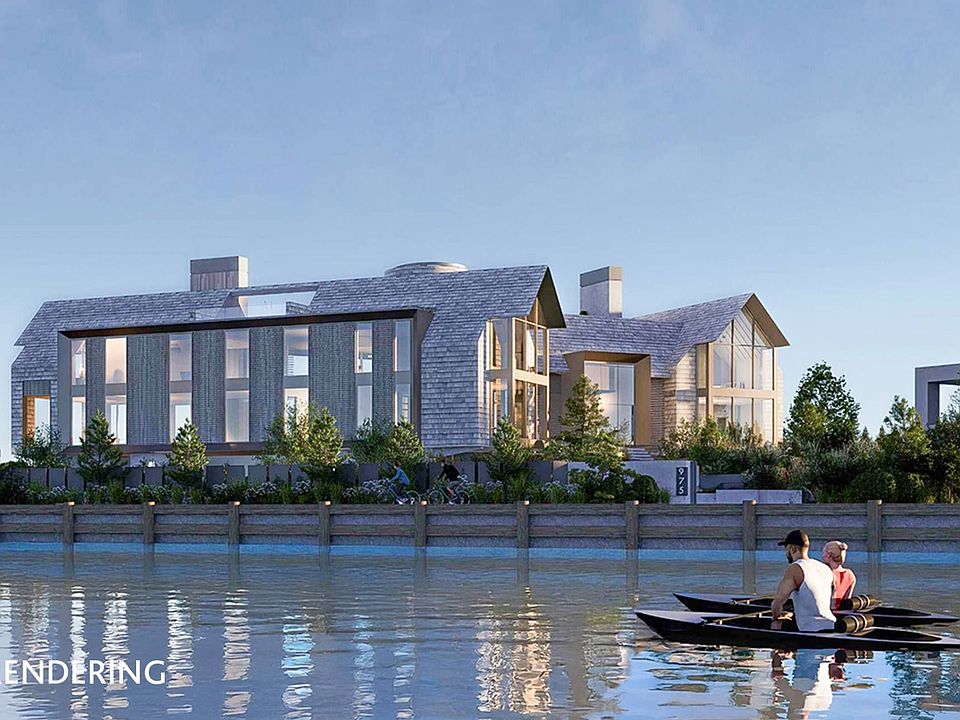 1st image of 975 Flying Point Rd