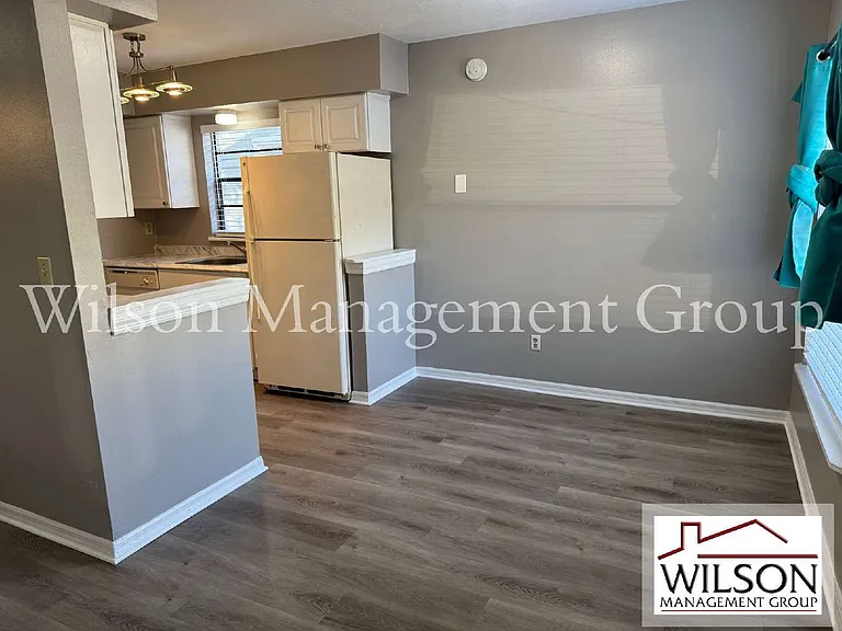 2810 Kilgore St — Photo 3