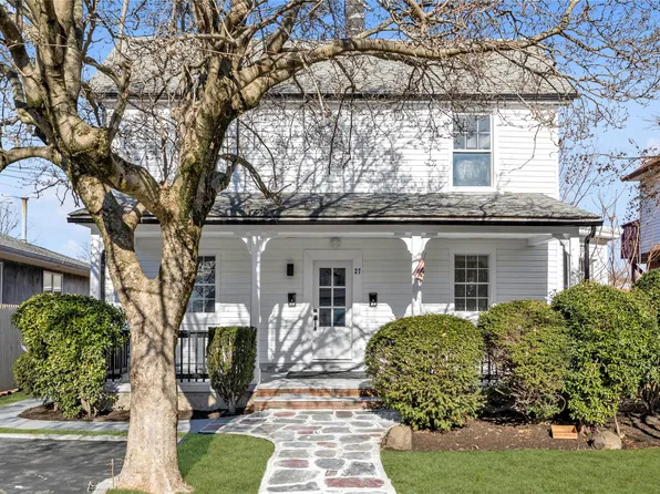 27 Avenue A, Port Washington, NY 11050