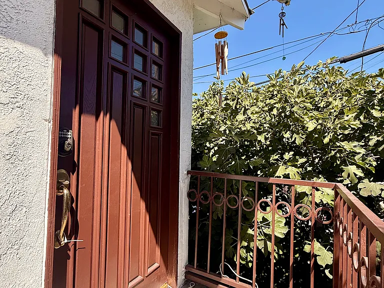 1572 S Ridgeley Dr #1/2 — Photo 4