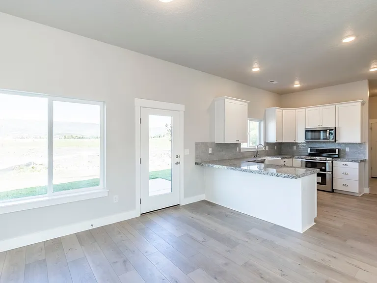 1153 Becca Rd — Photo 10