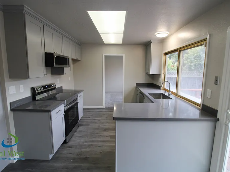 816 Glenside Dr — Photo 10