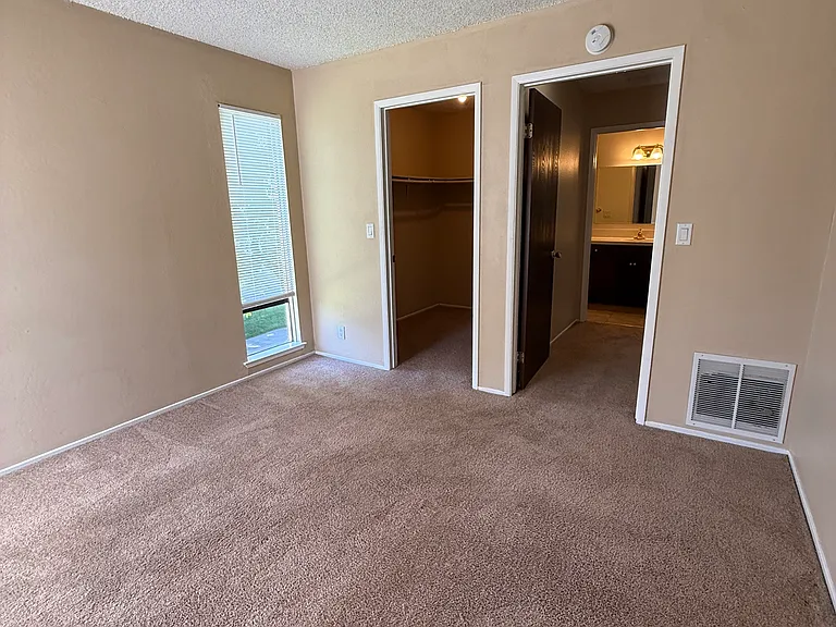 900 Southampton Rd #54 — Photo 8