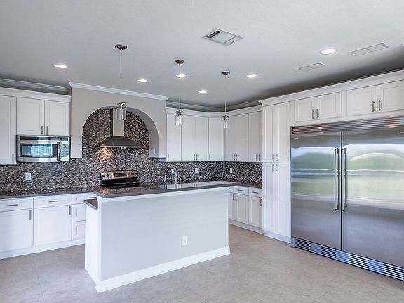 4th image of 5020 5th Ave Unit 22