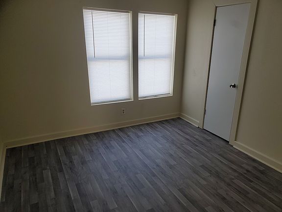 4th image of 1711 S Saint Joseph St #2