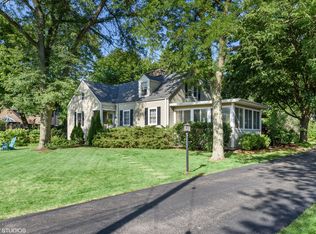 695 Happ Rd, Northfield, IL 60093