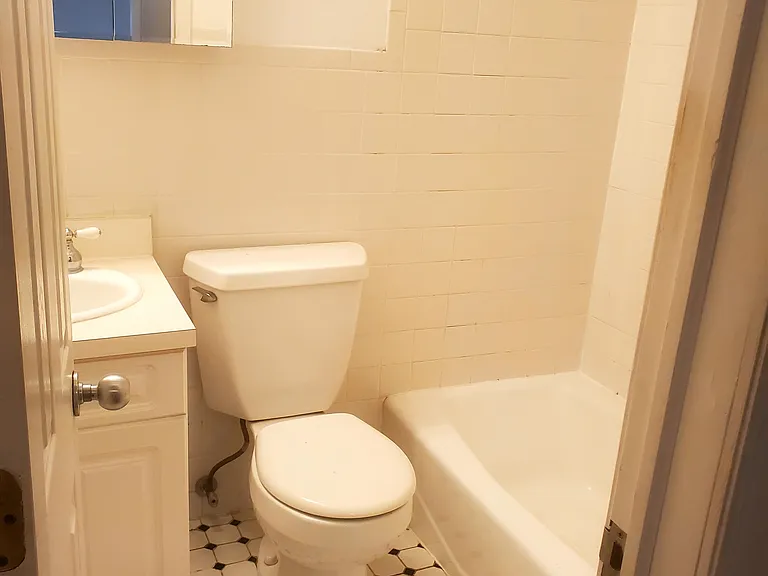 2 4th Ave #2D — Photo 9