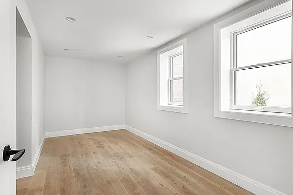 60 Butler St #THA — Photo 8