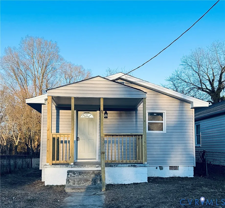3 bed, 1.0 bath, 640 sqft, $1,500 — Photo 1