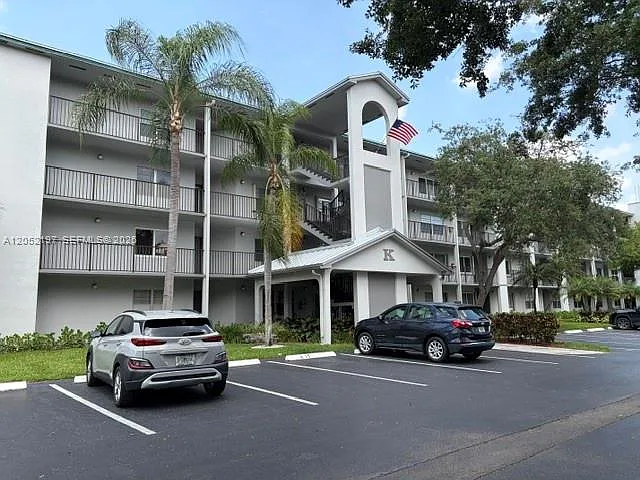 1300 SW 125th Ave #308K