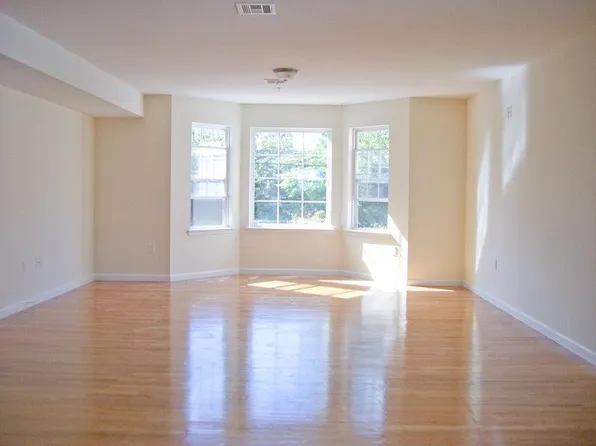 5-9 Marion Pl Floor 2, Newark, NJ 07102