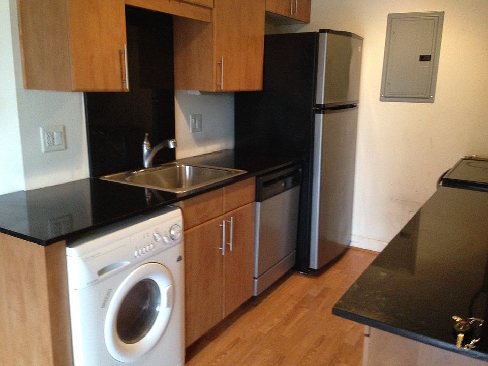 Upgraded kitchen with laundry